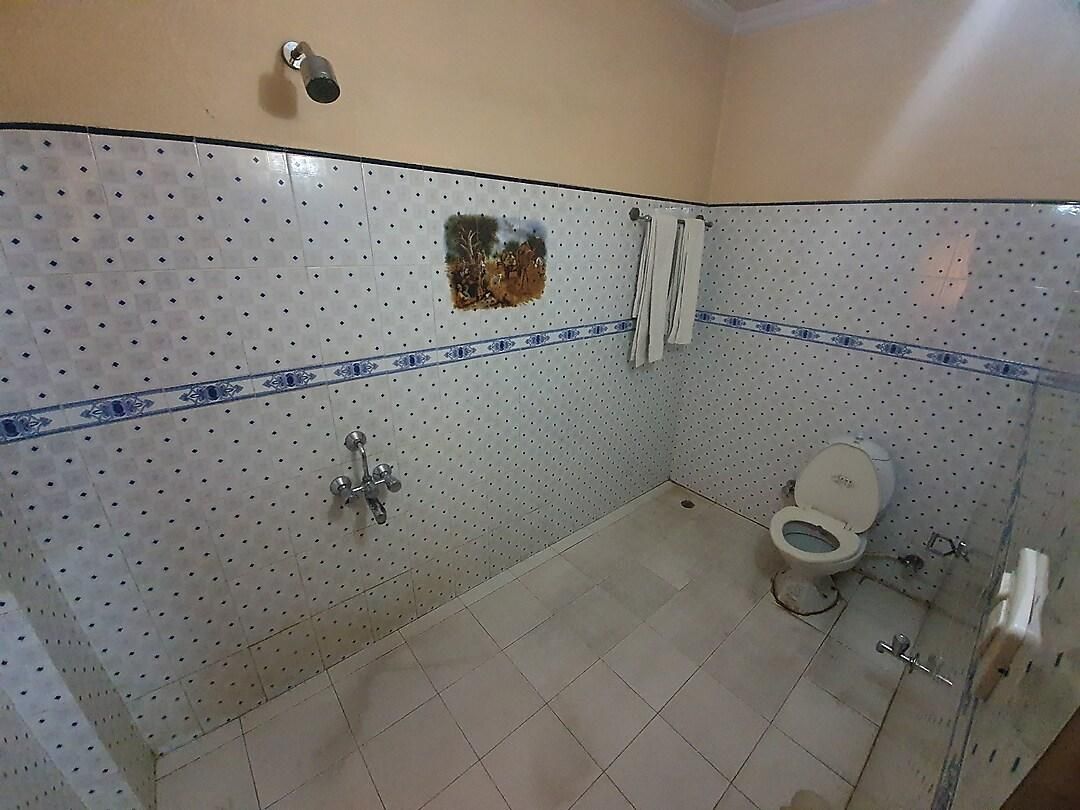 Semi- Deluxe Room