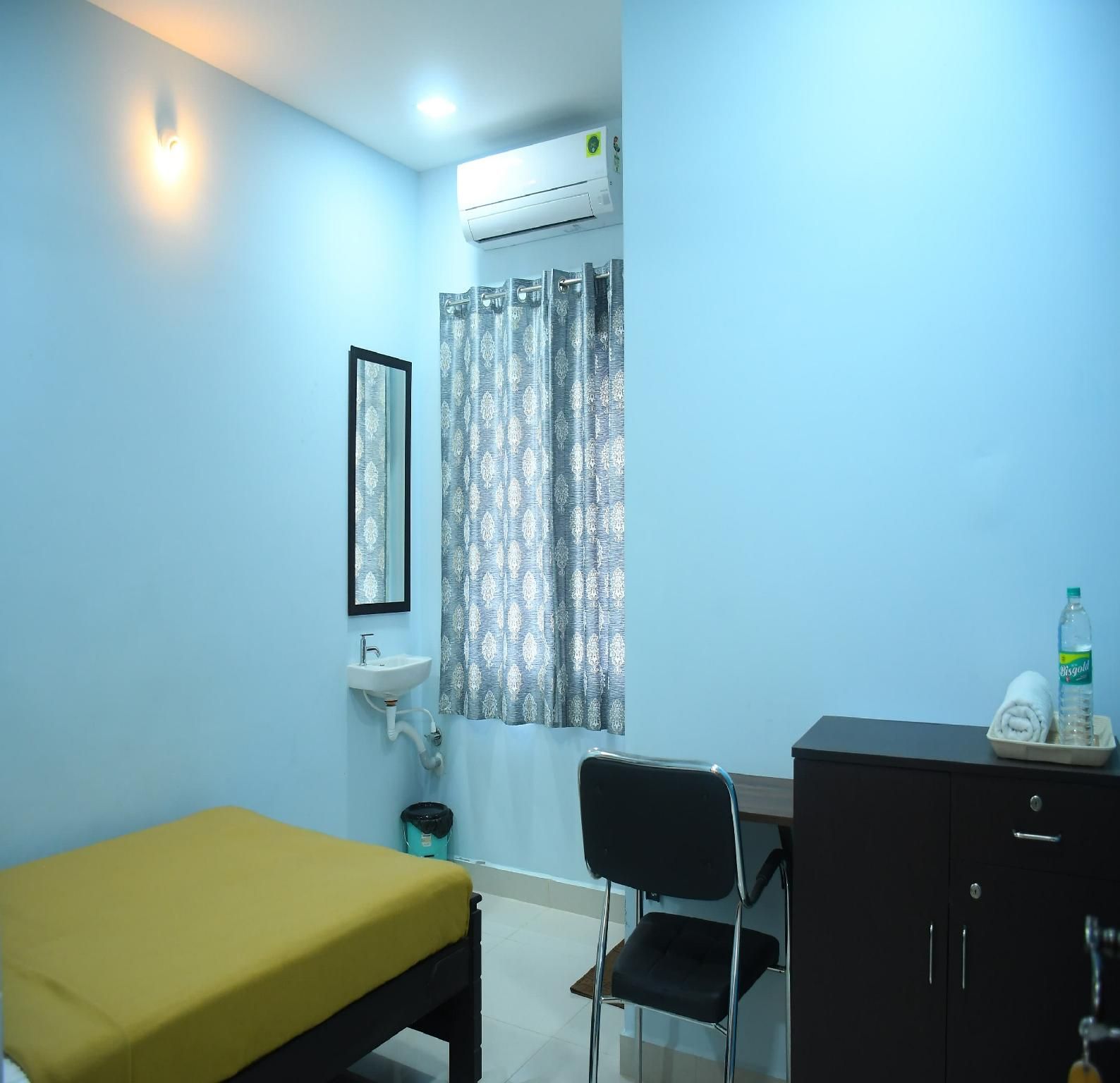 Suite Room