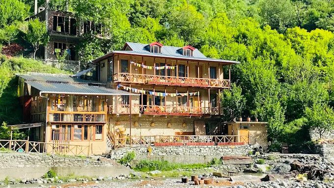 Living Good - A Himalayan Boutique Stay