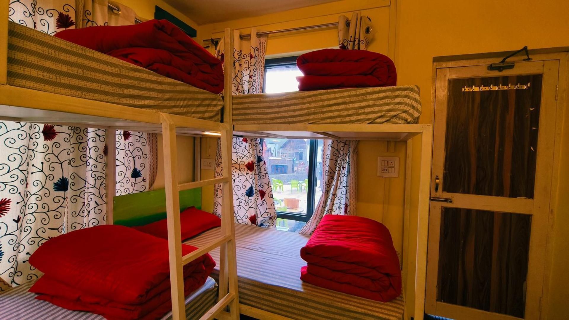 Bed in 4 Bed Mixed Dormitory