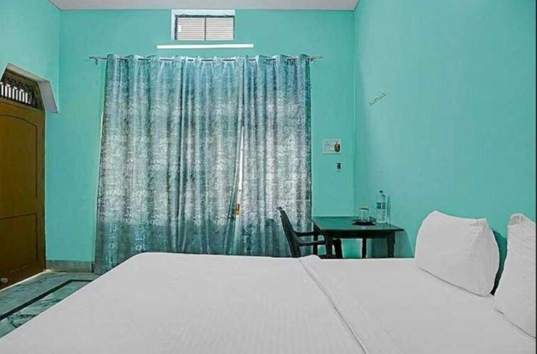 Baba Paying Guest House Classic Room 3