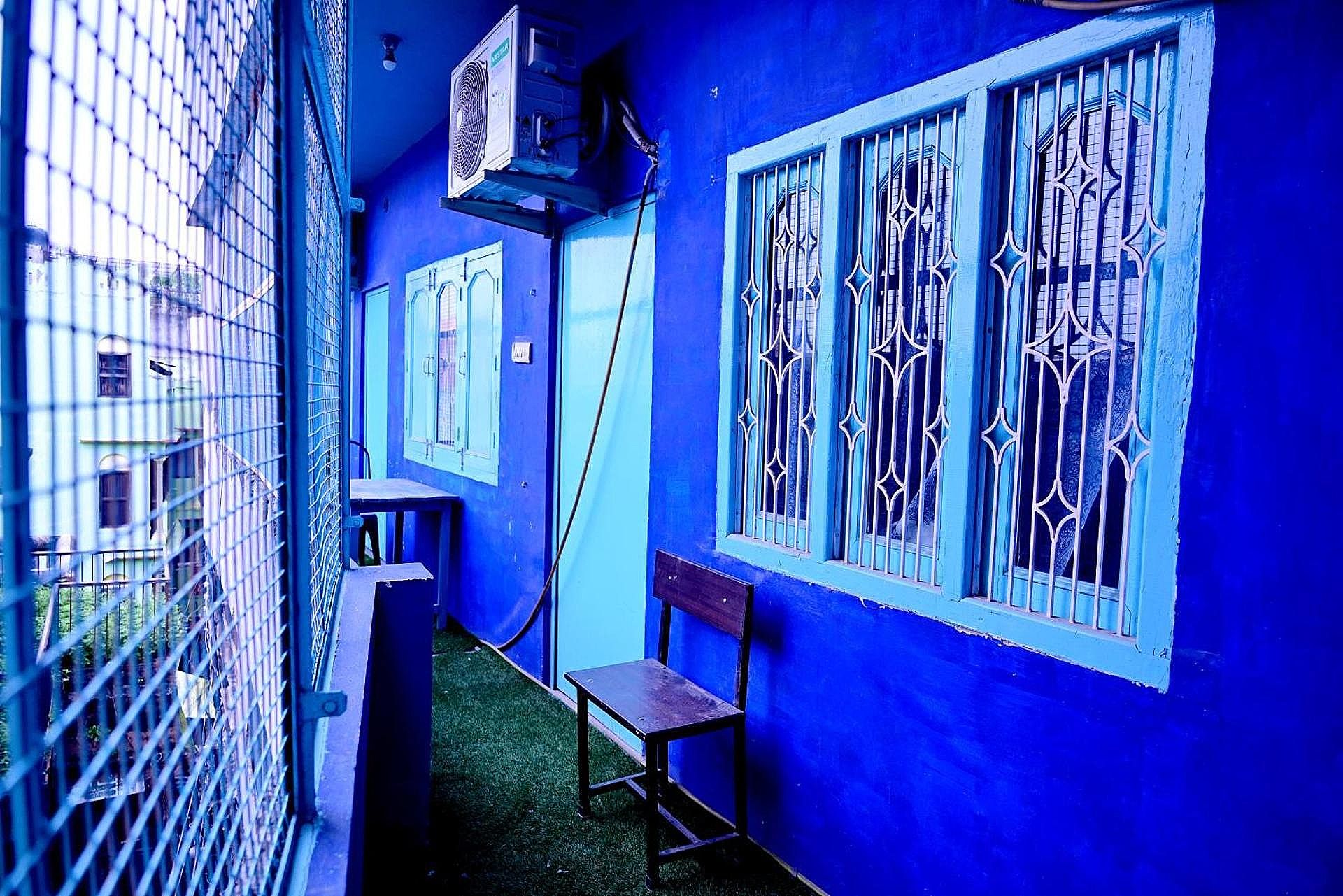 Banaras Rest House Standard Double Room with Fan 4