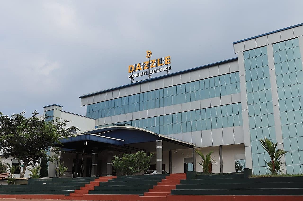 Dazzle Mount Resort