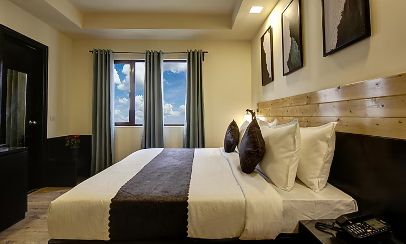 Day Use Room for 6 Hours, From 10 AM to 6 PM