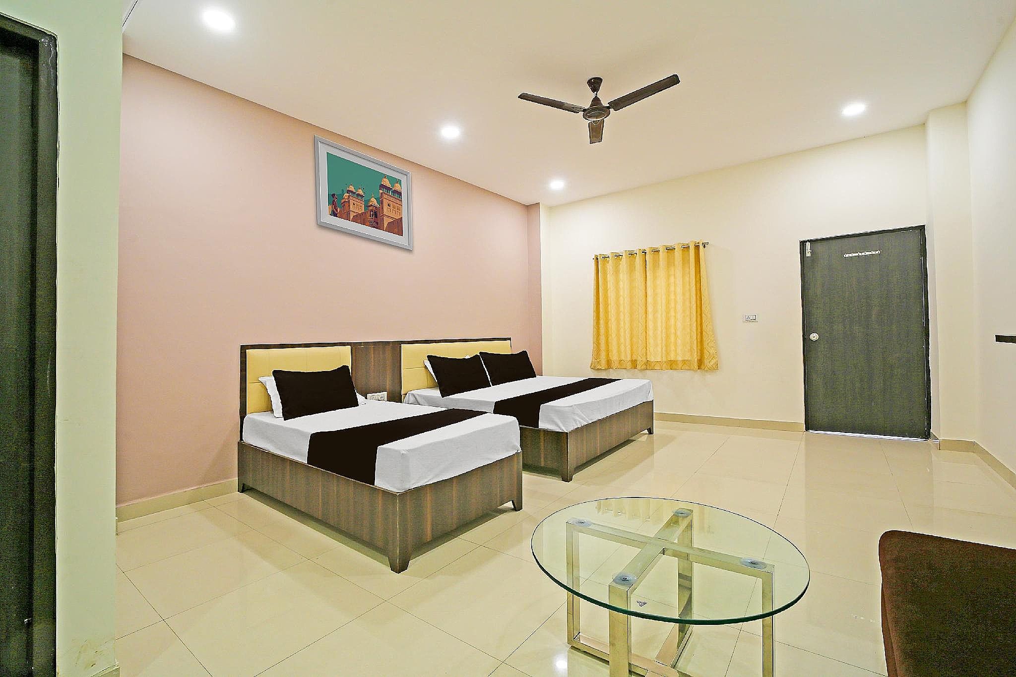 OYO Hotel Agrawal Inn Classic Double or Twin