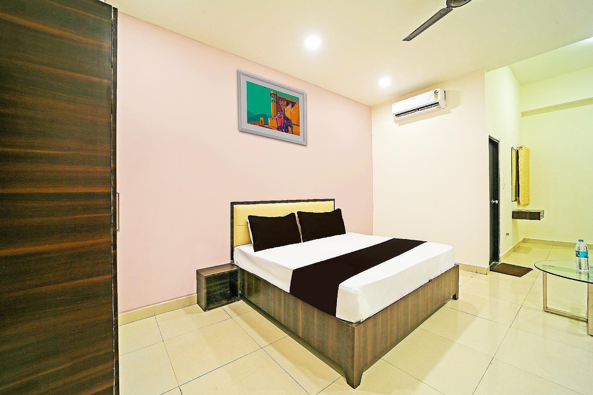 OYO Hotel Agrawal Inn Classic Double or Twin 3