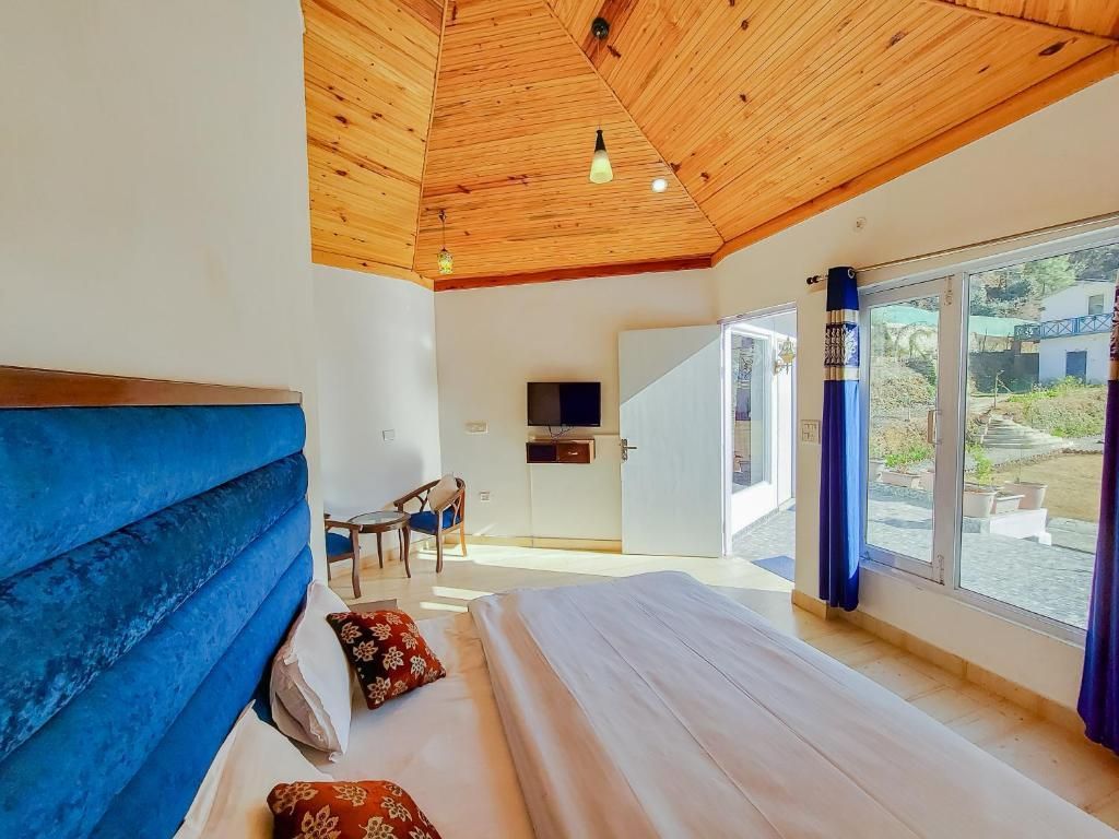 Deluxe Cottages