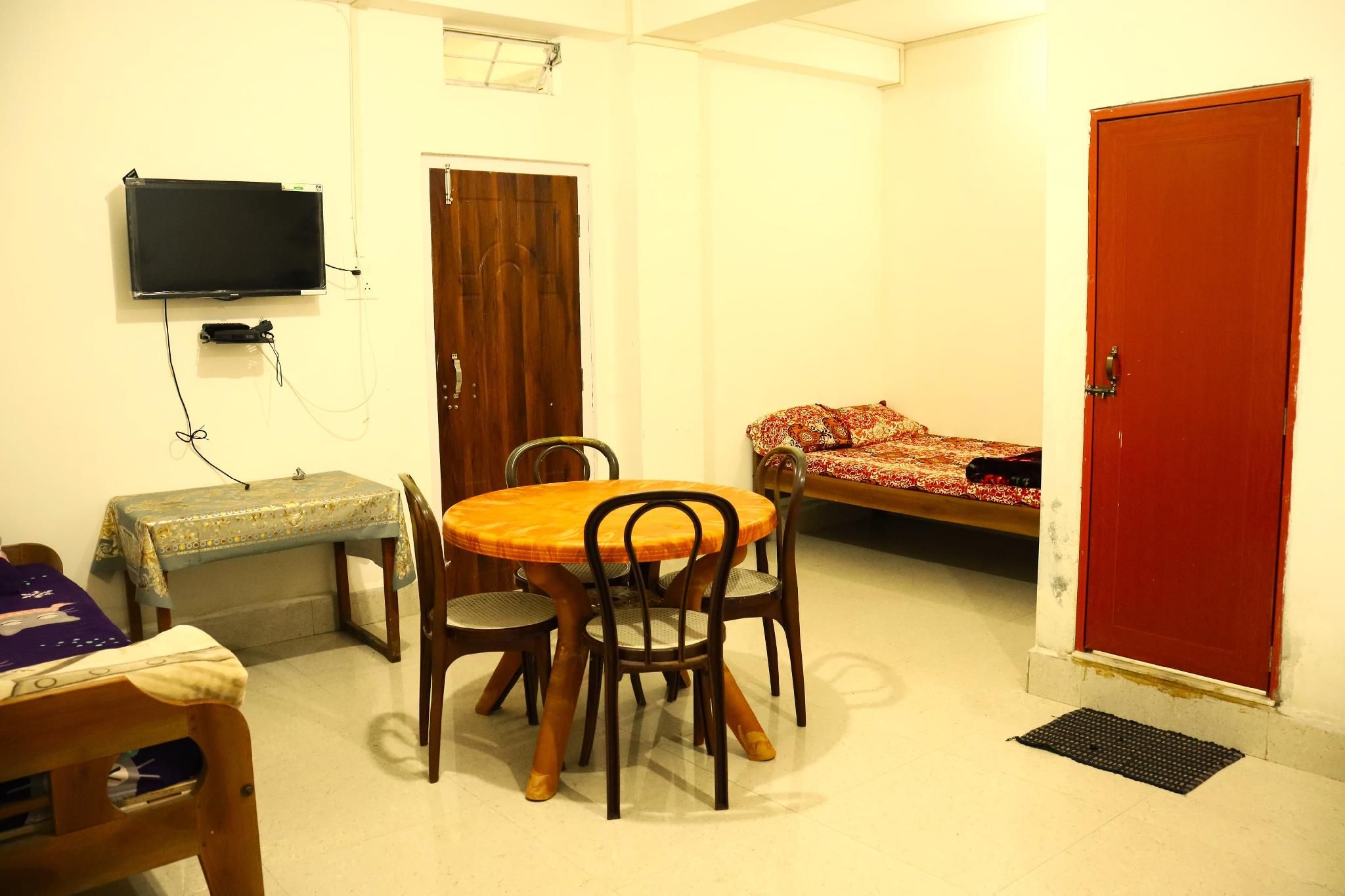 Pine Tree Lodge Suite