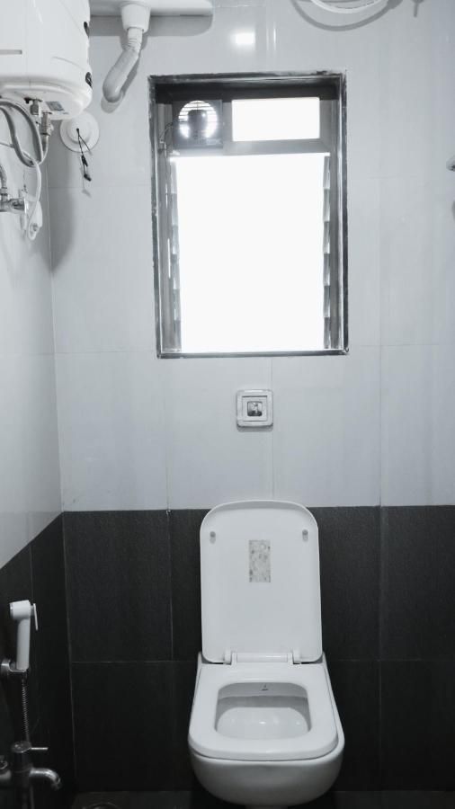 Anant Villa & Resort Deluxe Room 4