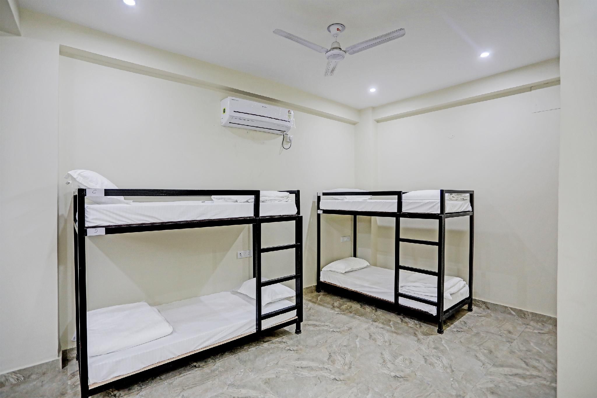 7 Bed Mixed Dormitory