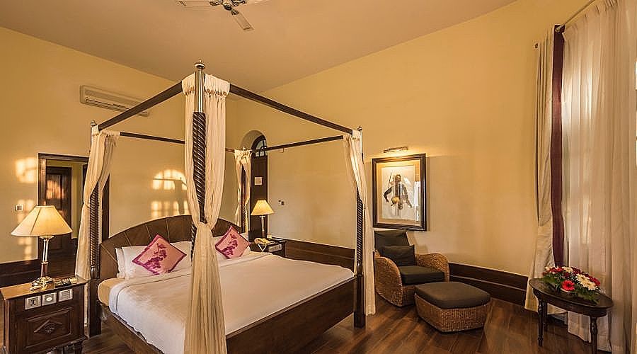 Heritage King Garden View Room with Balcony