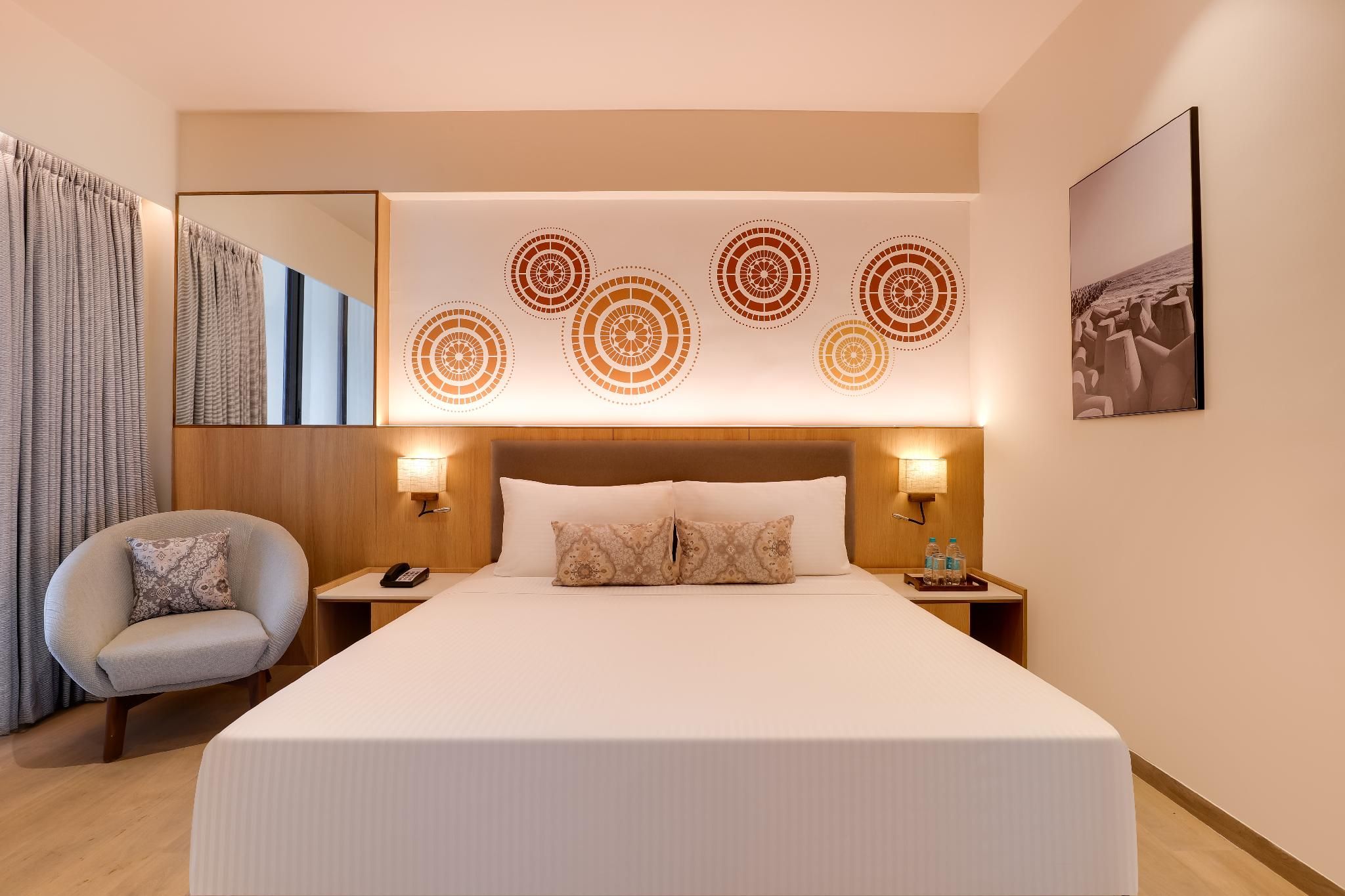 Deluxe King Room with Balcony