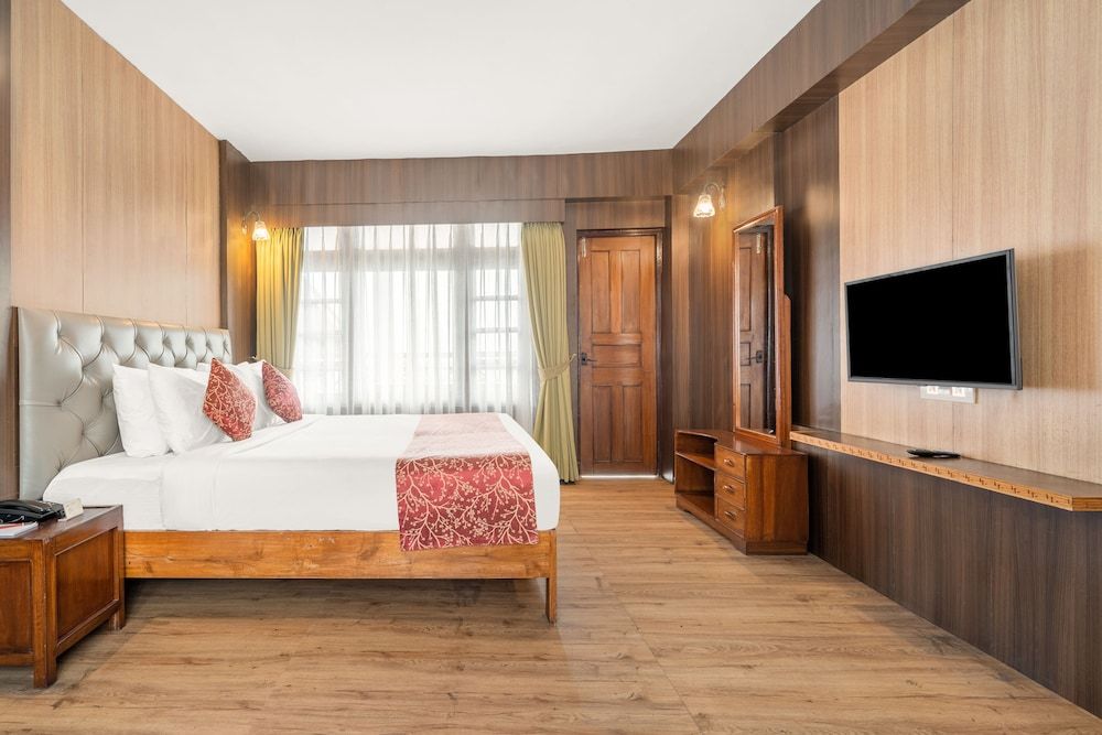 Summit Tashigang Resort Room with Private Balcony