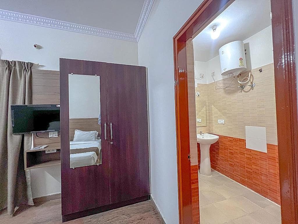 Deluxe Room with Balcony