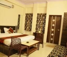 SPOT ON Room without Air Conditioning