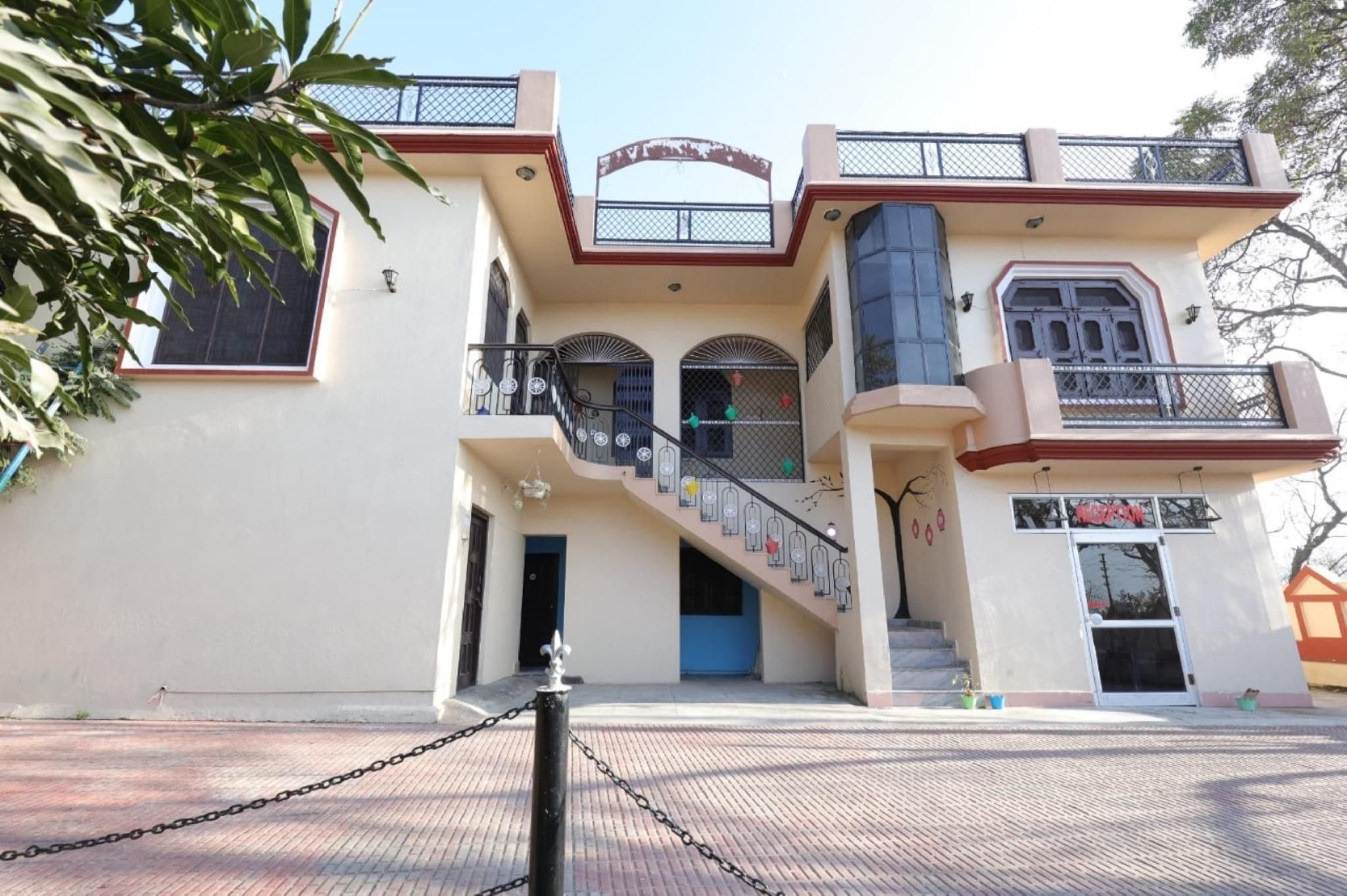 Goroomgo Adhya Inn Bhimtal