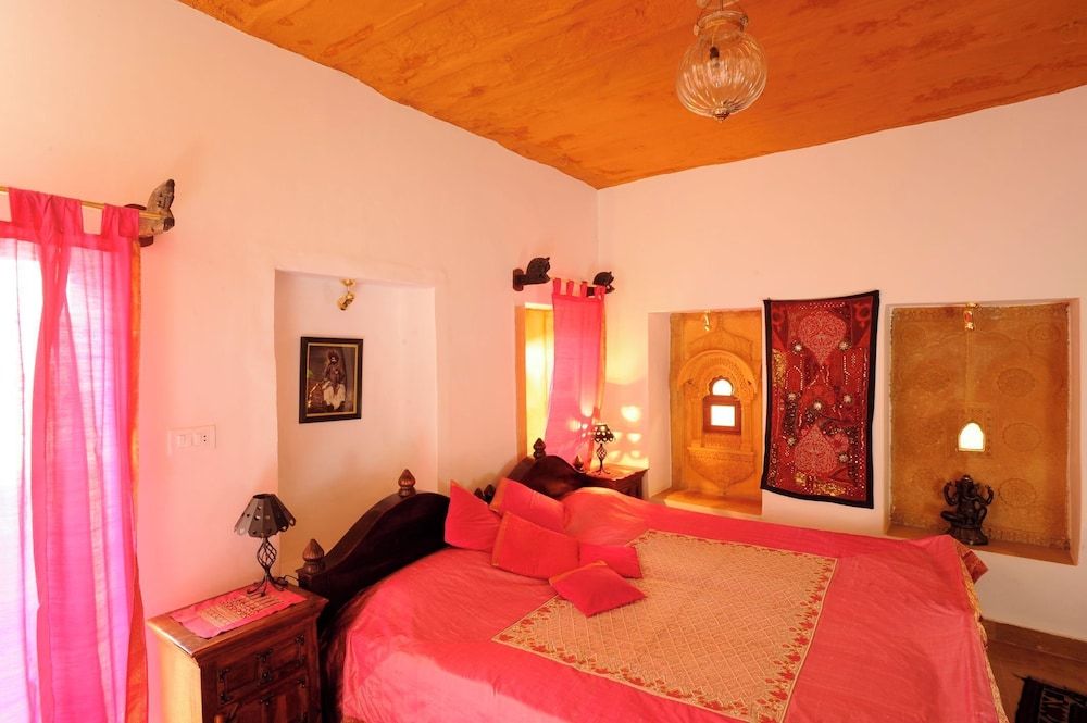 Hotel Killa Bhawan Deluxe Double Room, Private Bathroom, City View 3