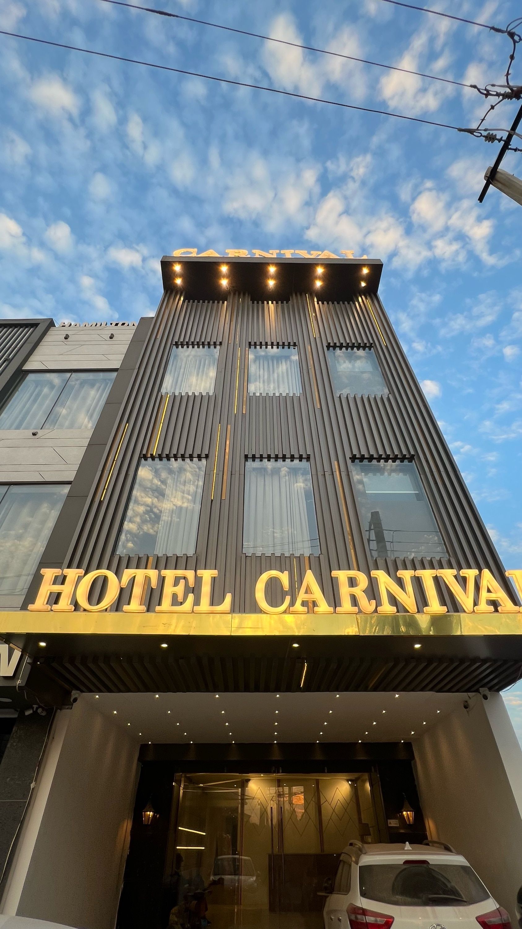 Hotel Carnival
