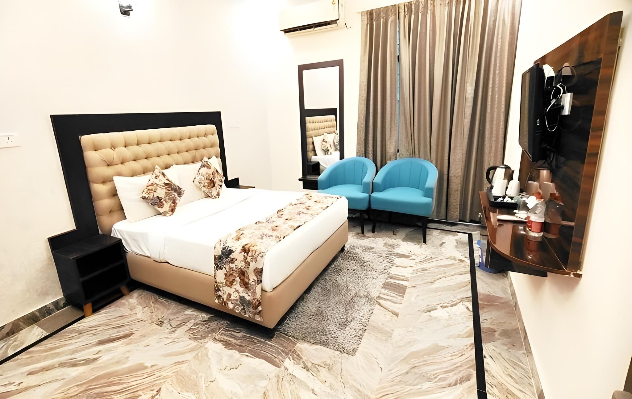 Deluxe Double Balcony