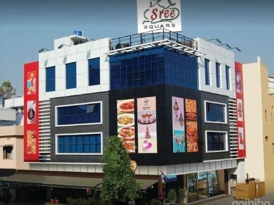 Hotel Sree Square