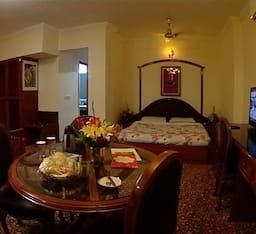 Super Deluxe Room