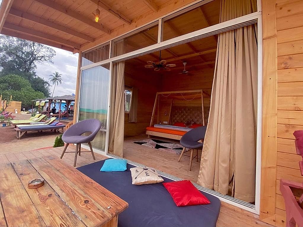 Beach Room
