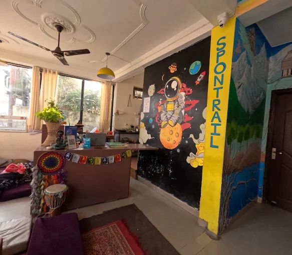 Spontrail Hostel