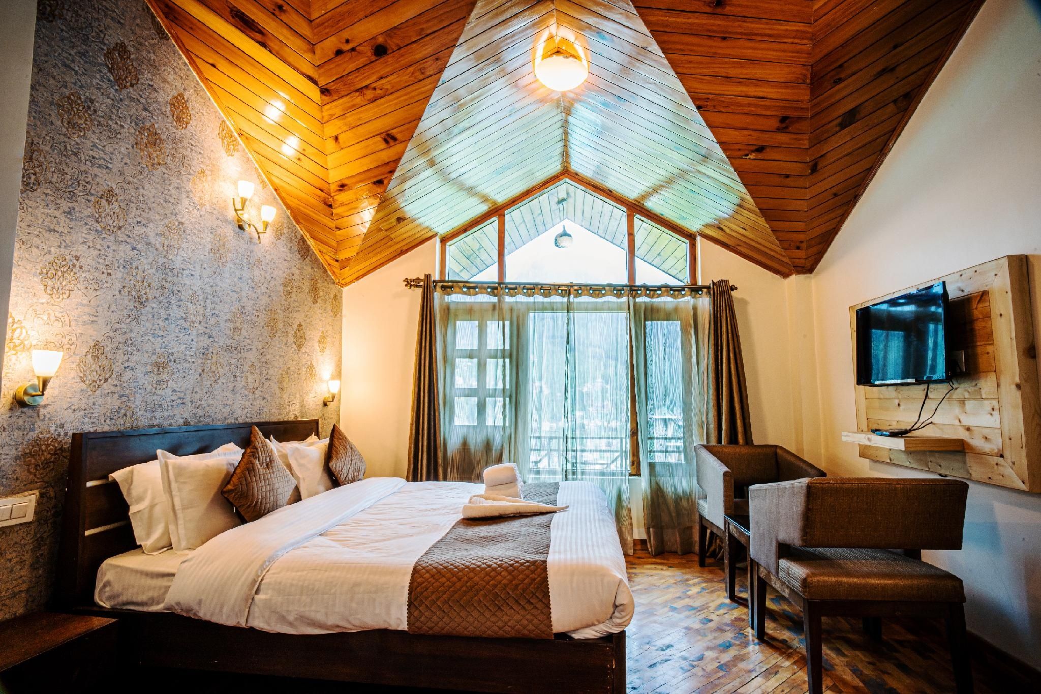 Family Suite with Balcony