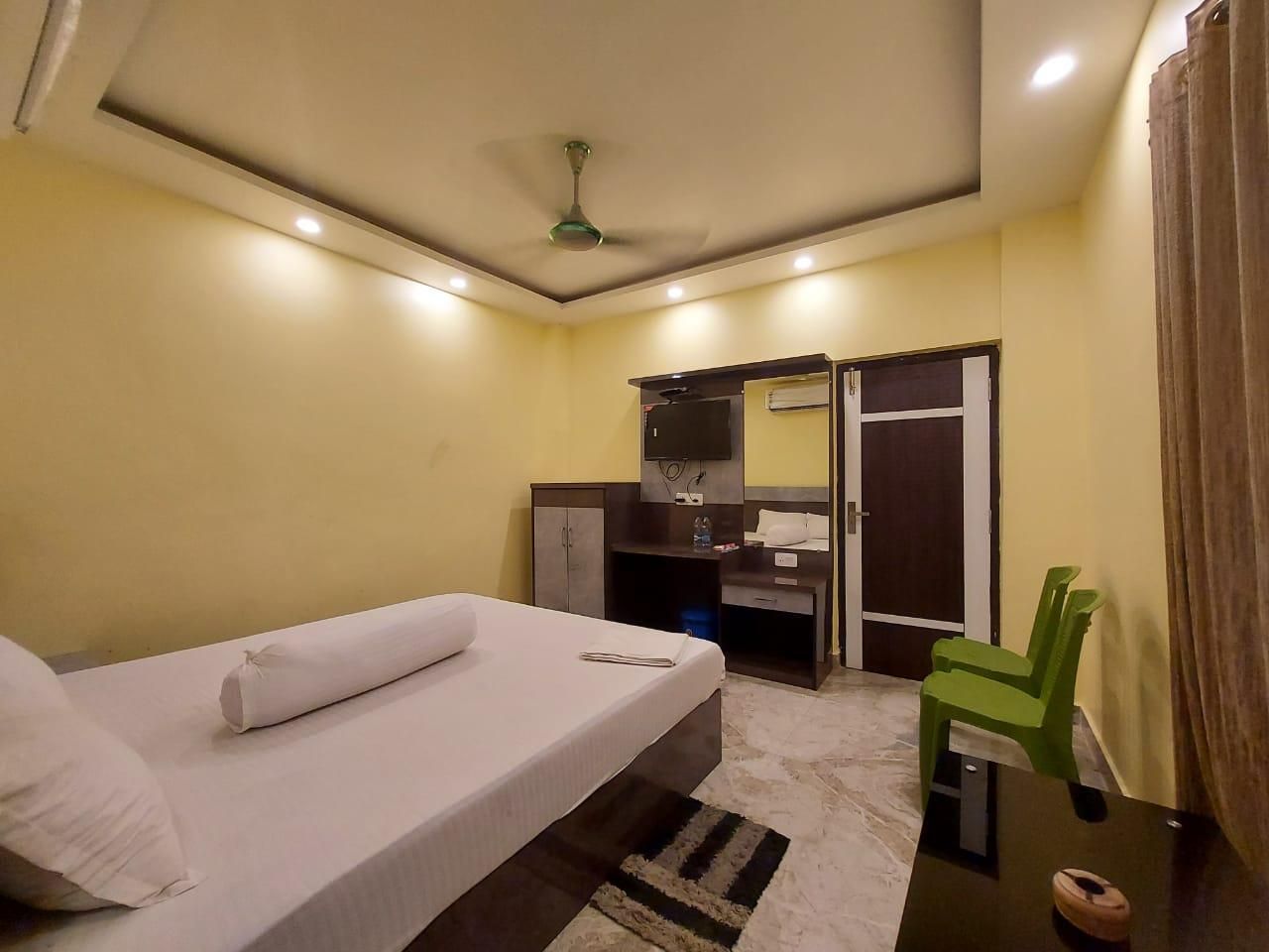 Queen Room
