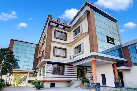 Hotel Exterior