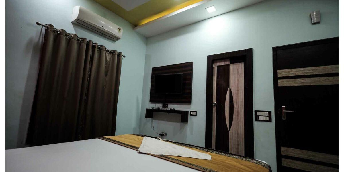 Shree Parivaar Hotel & Resort Deluxe City View 3