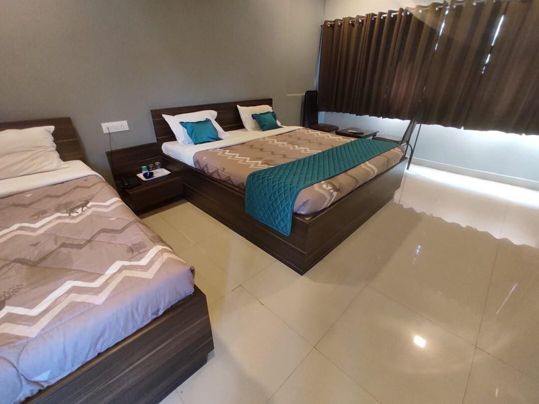 Deluxe Triple Room