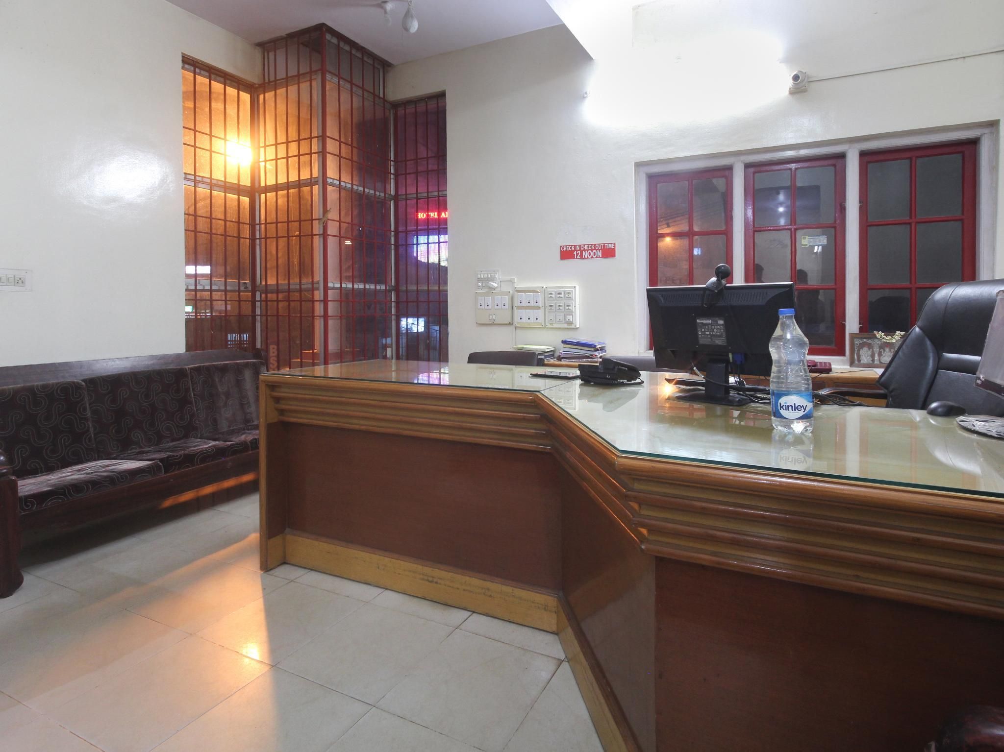 OYO 47622 Green Haven