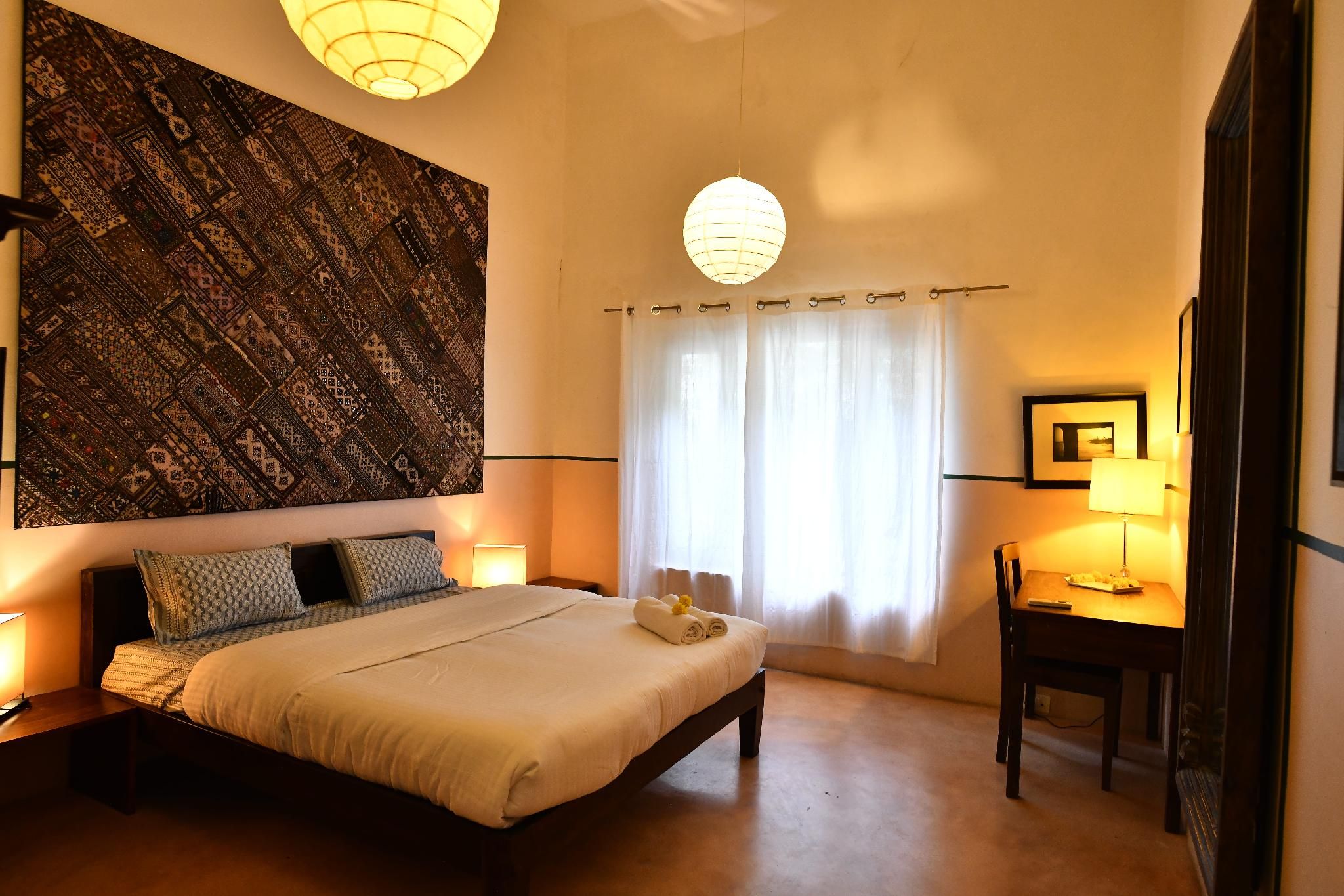 Deluxe King Room