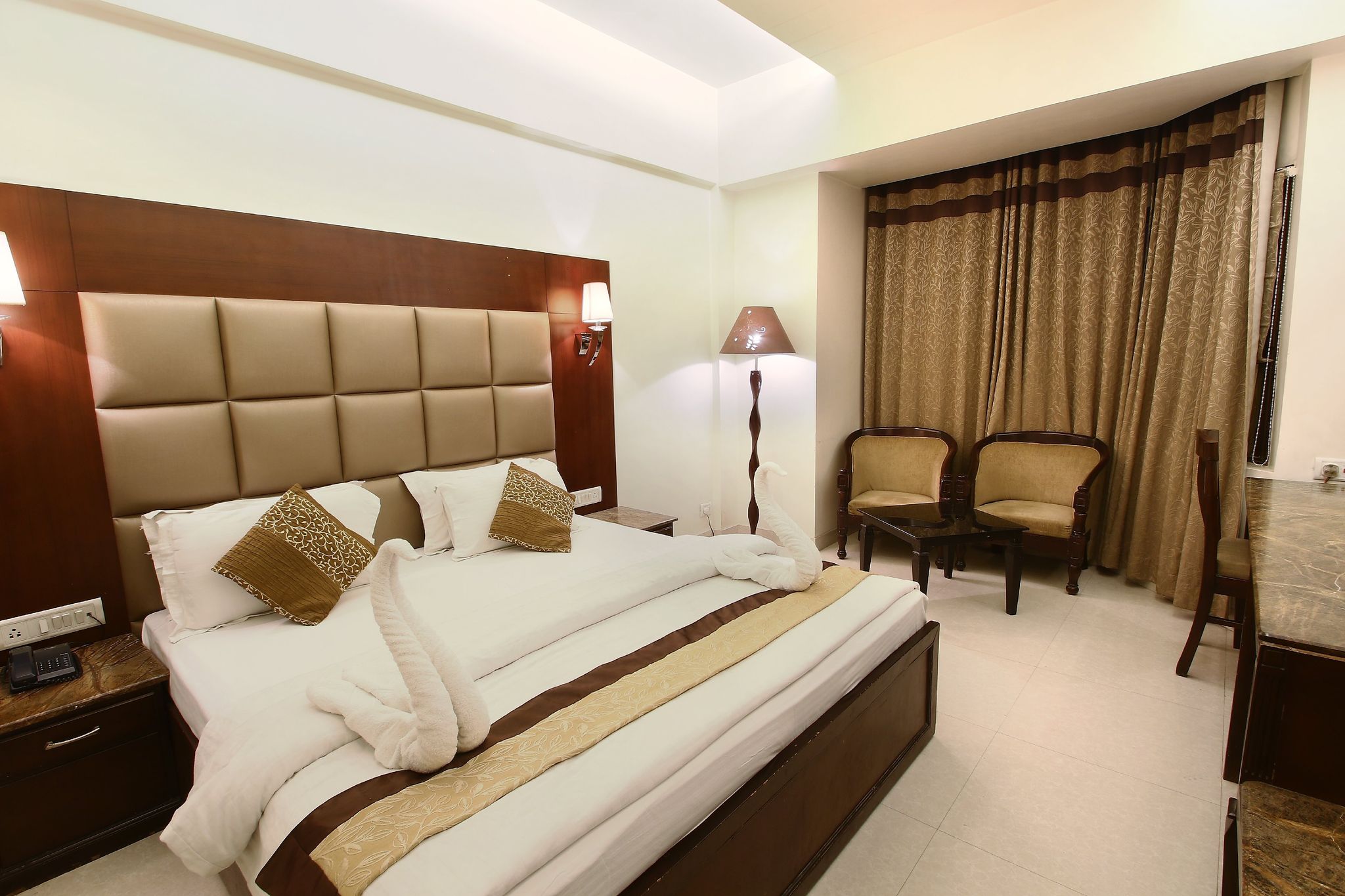 Hotel Abhinandan Gold Deluxe Room