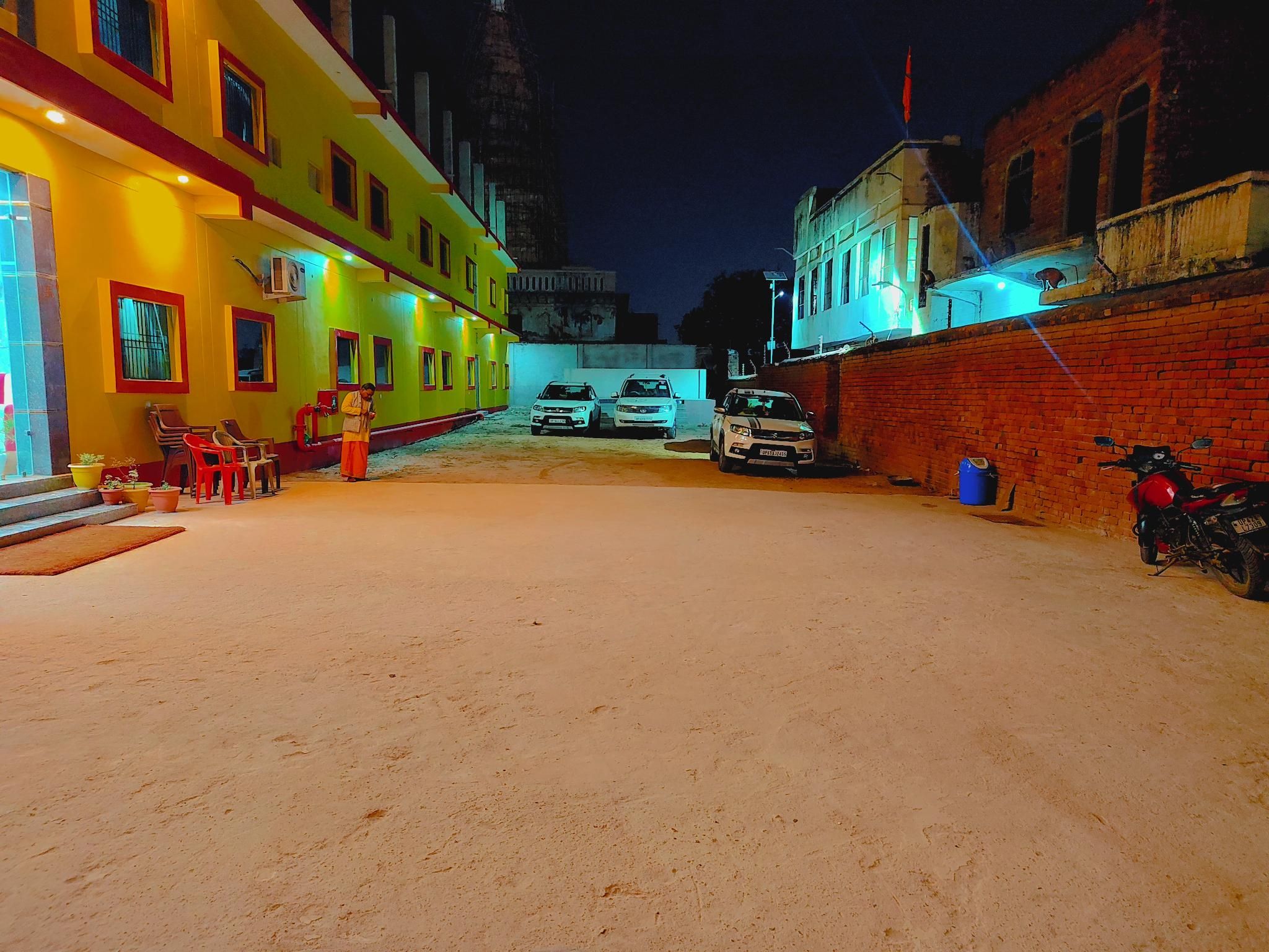 Parking lot
