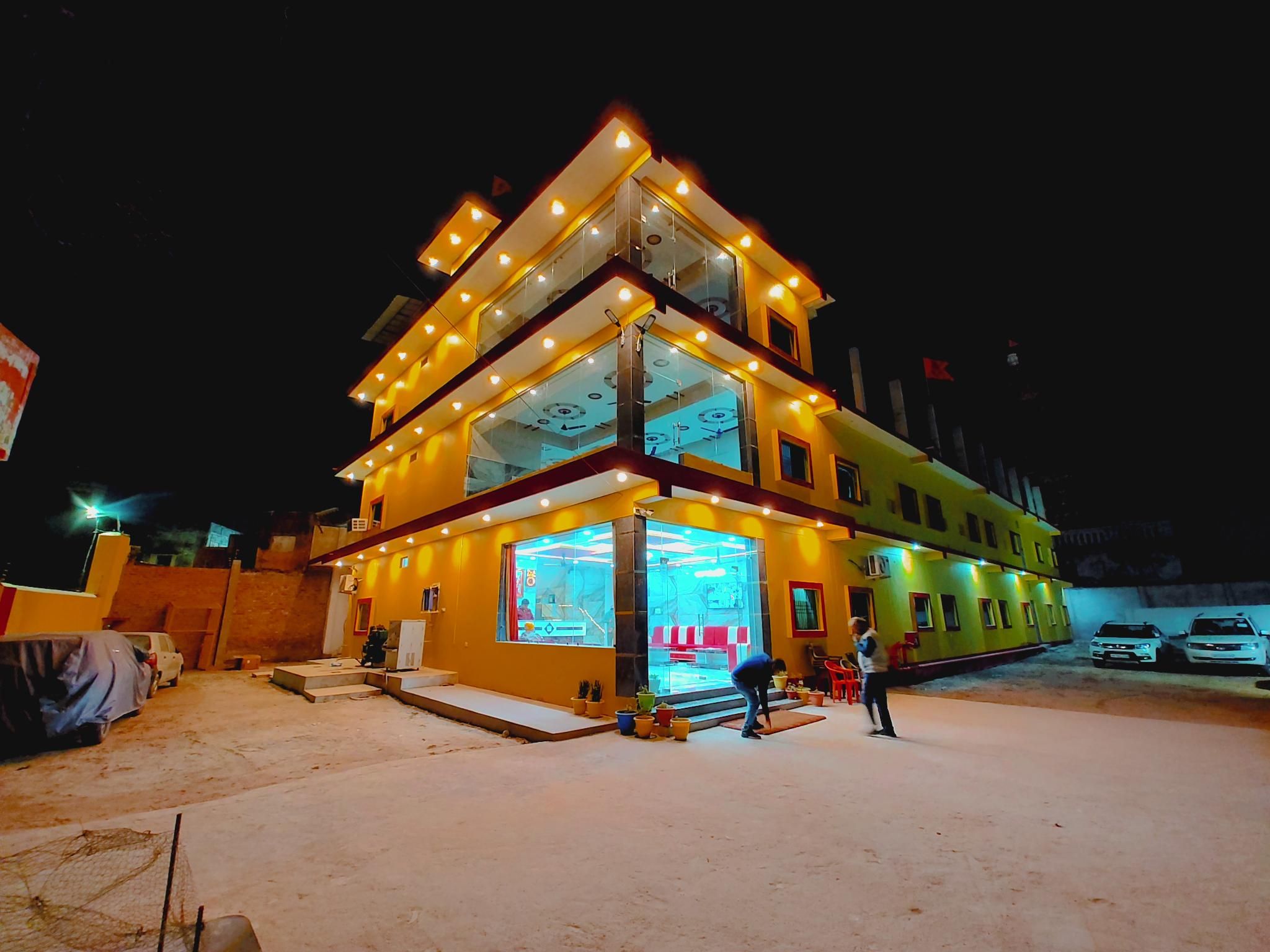 Shree Venktesh Nilayam 300 m From ram janam Bhumi 