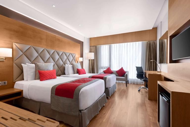 Deluxe, King Bed