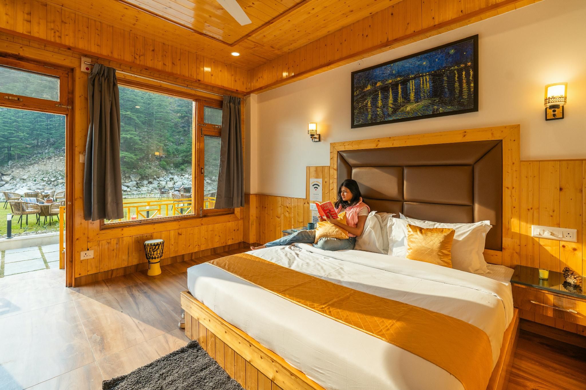 Deluxe Double Room with Balcony