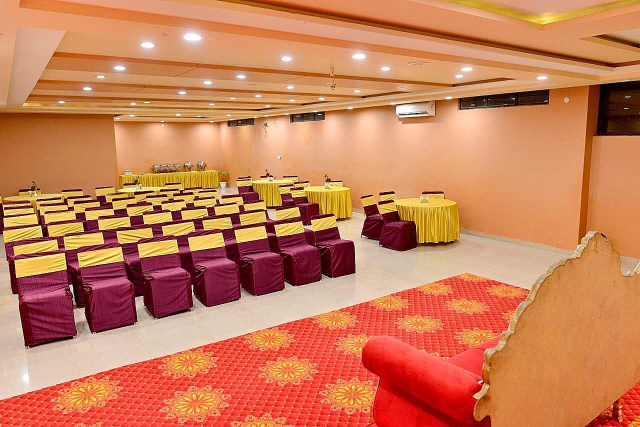 Hotel Karni Vilas