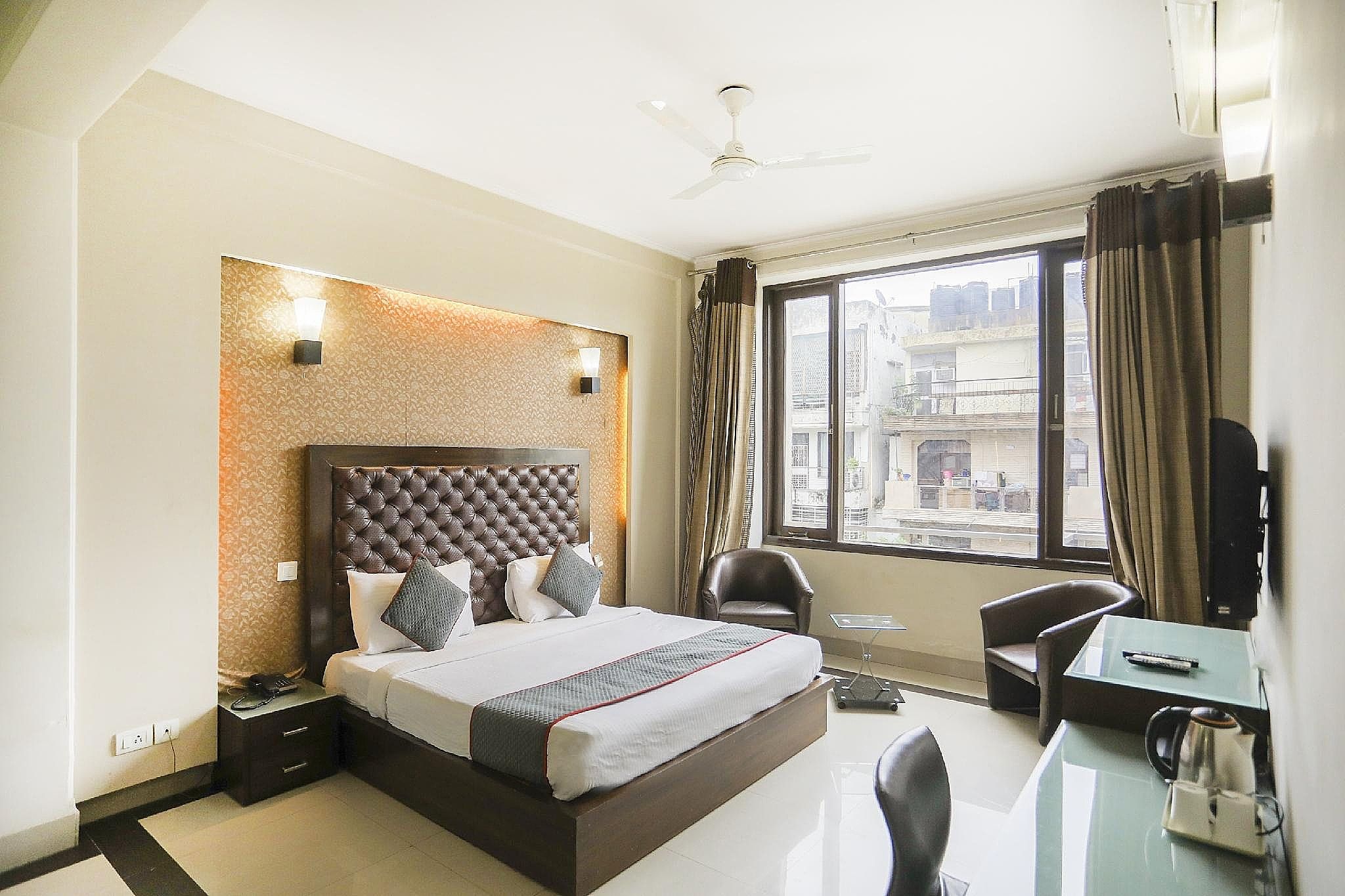 Deluxe Double or Twin