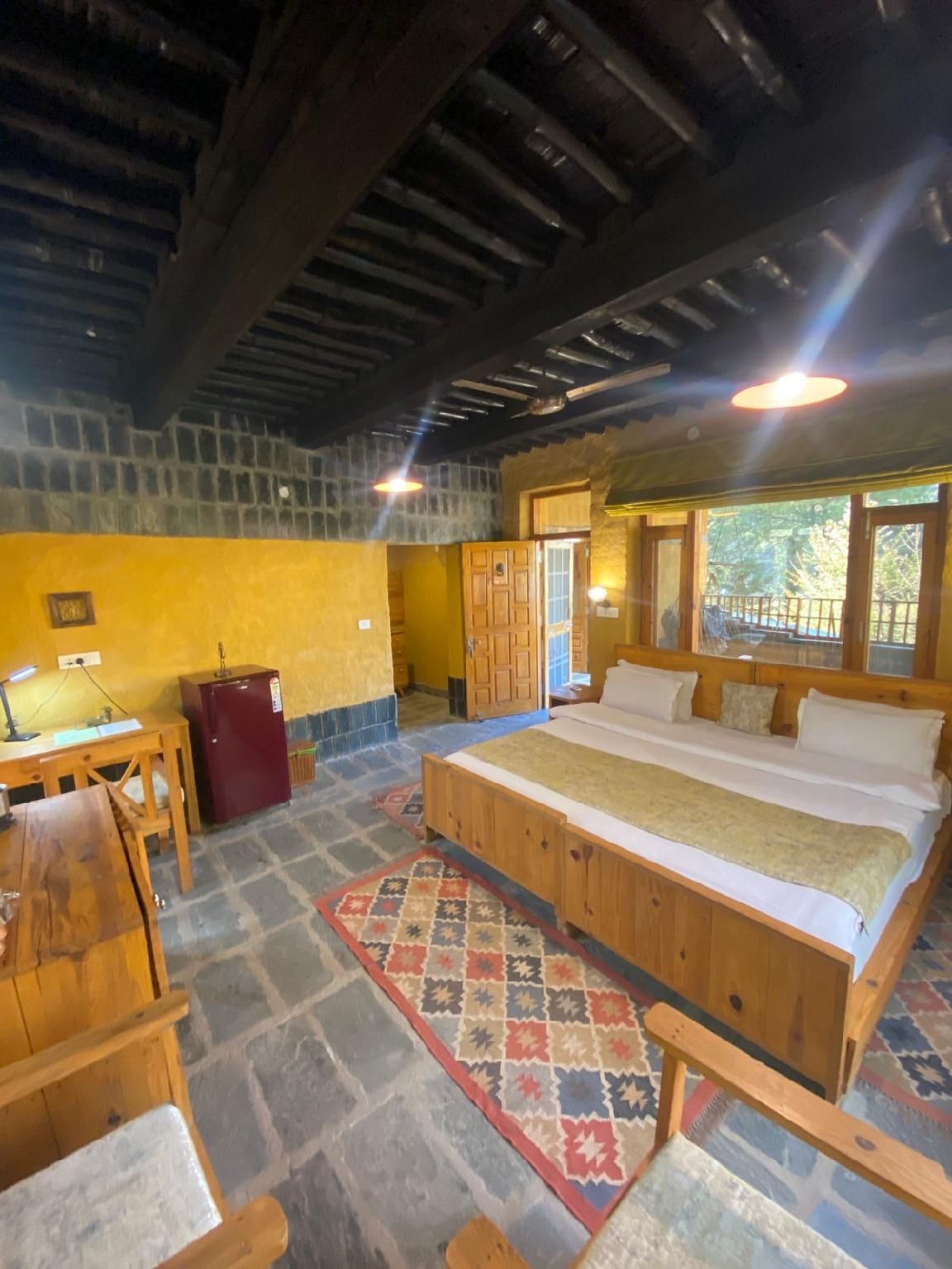 King Room with Balcony
