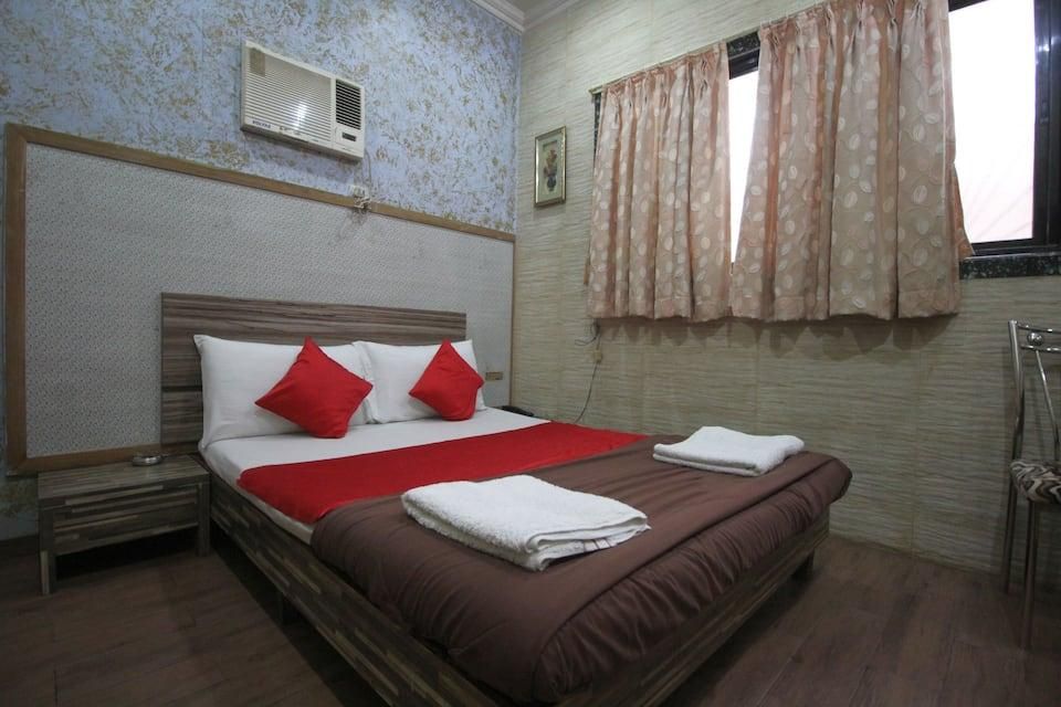 Hotel New India