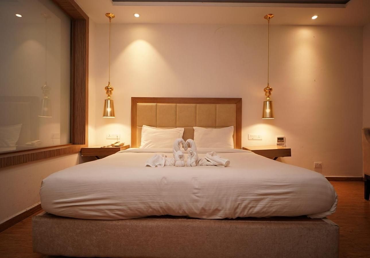 HOTEL AMORA - Rajnandgaon Deluxe Double 3