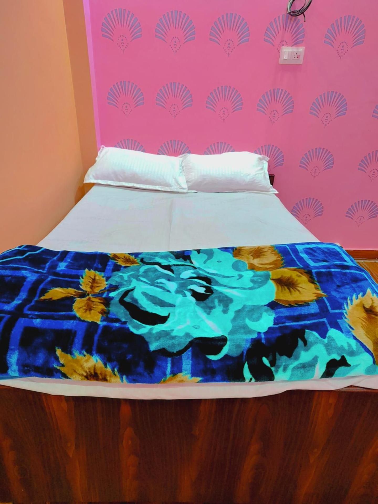 Basic Triple Room