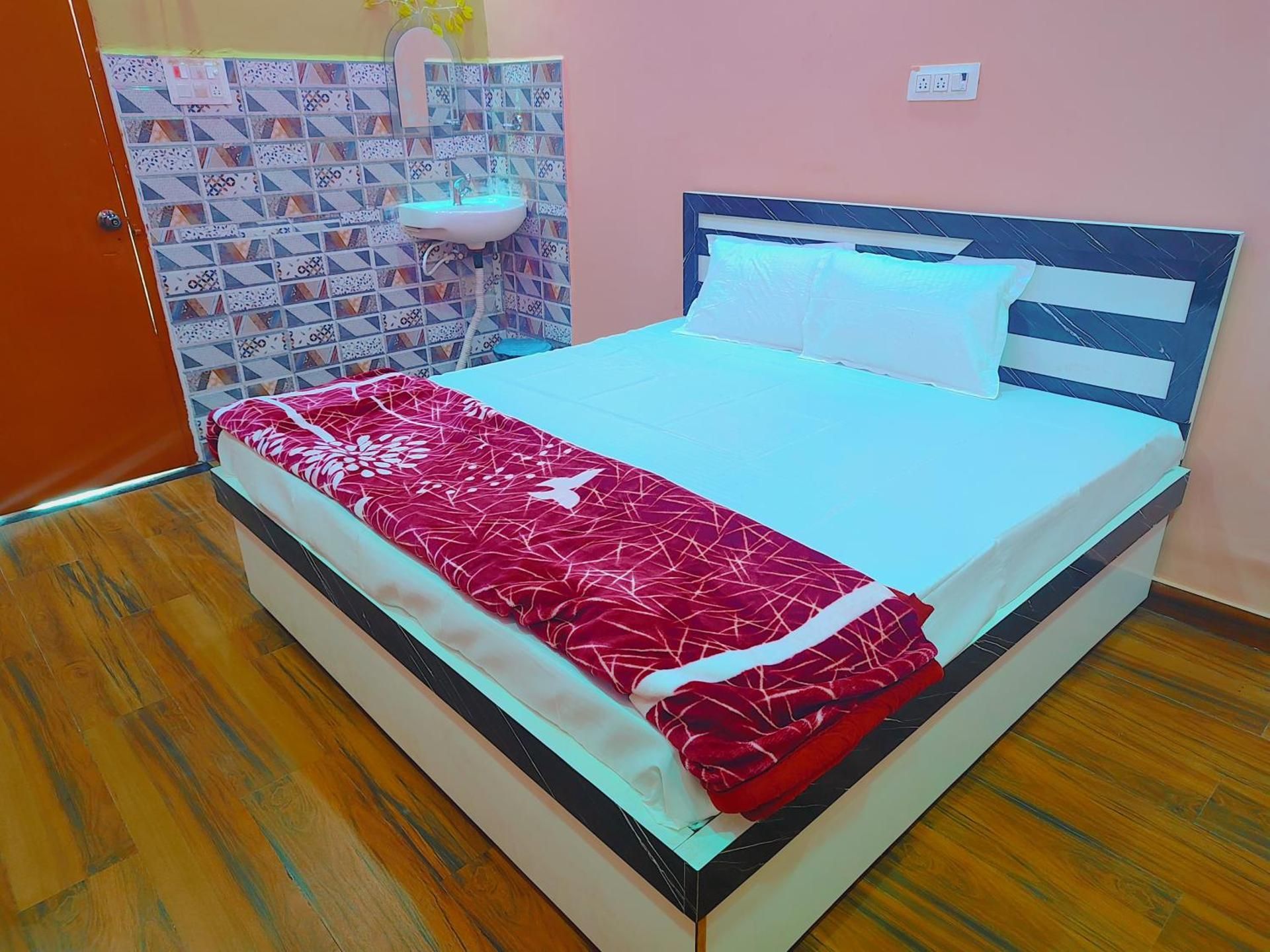 Basic Triple Room