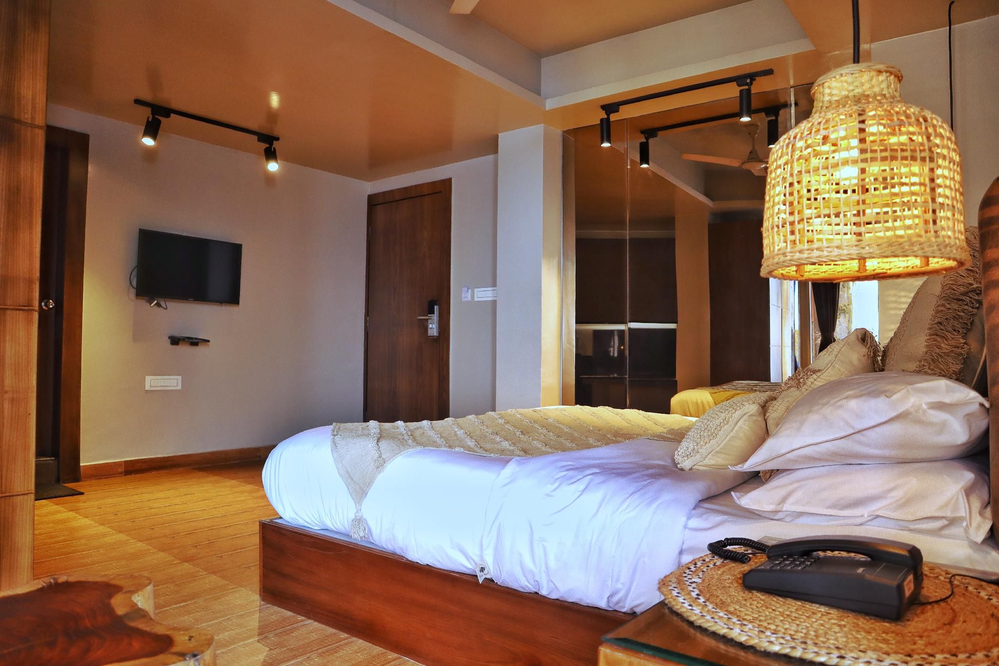 Premium Mountain View Room