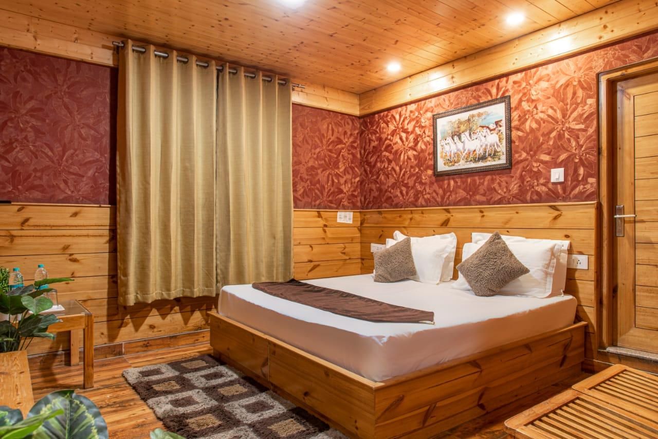 Attic Deluxe Room
