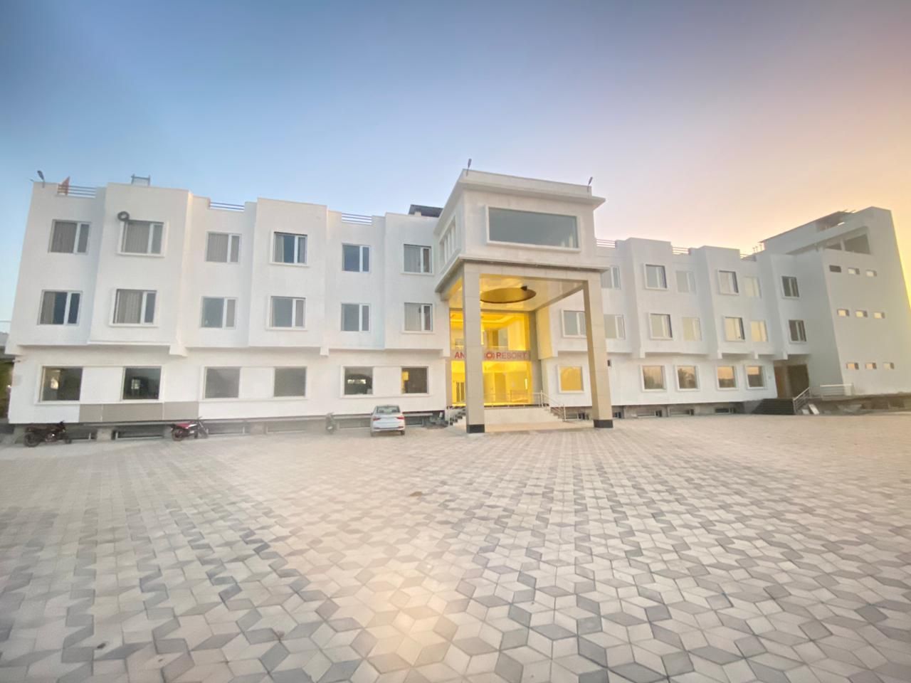 Anant Resort