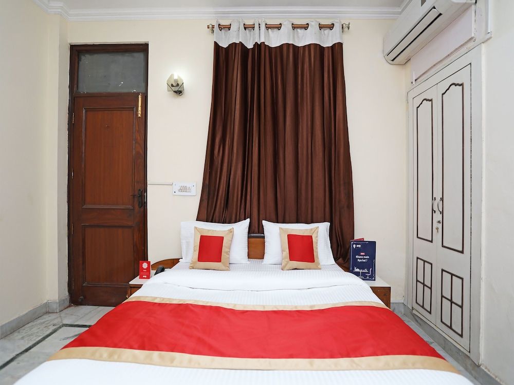 OYO 9916 Hotel Bhoomik Villas Double or Twin Room 14
